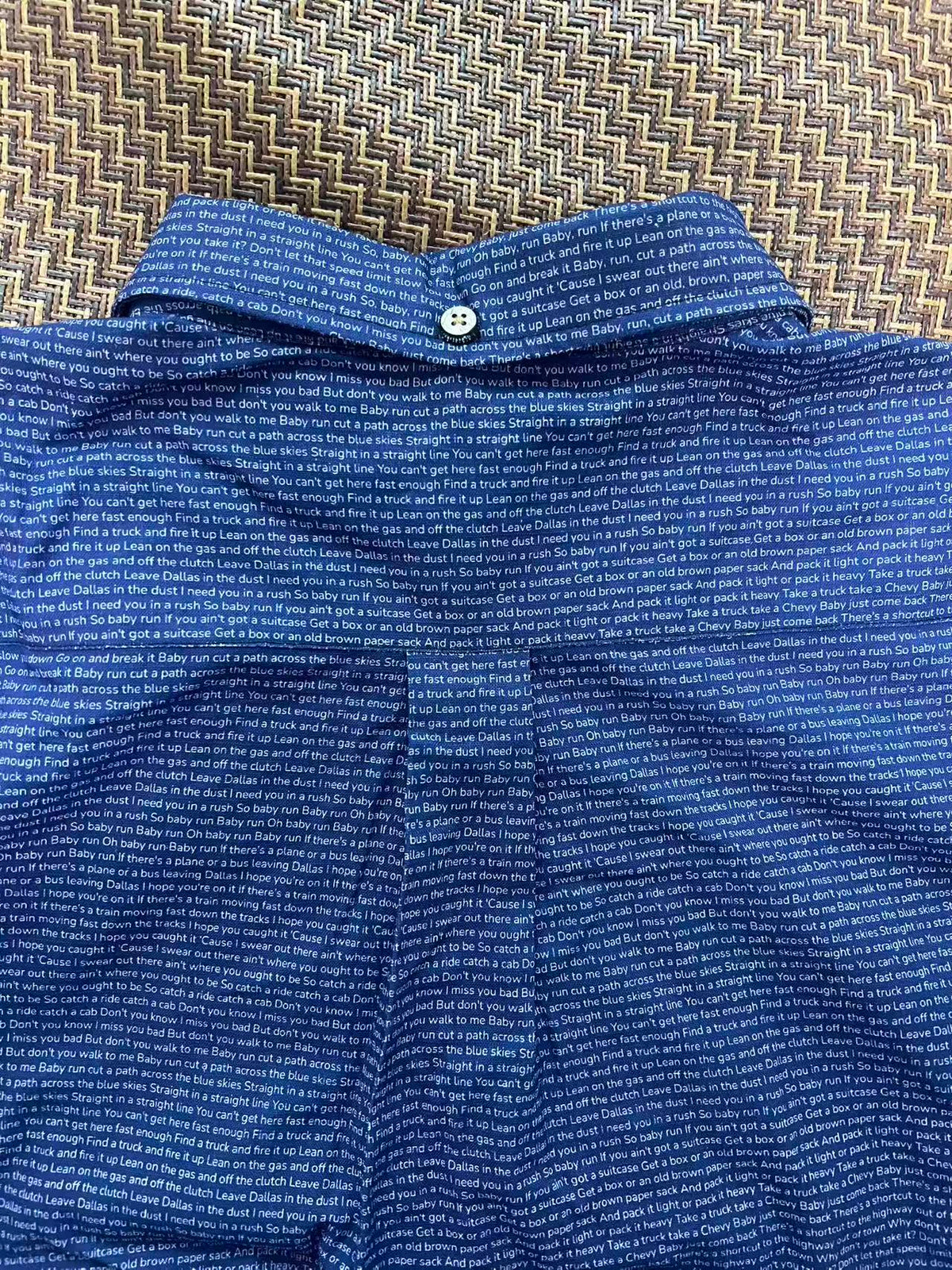 Premium pure cotton buttondown shirt featuring chest pocket, structured back yoke and neat back box pleat for a tailored fit